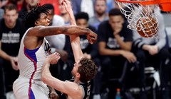 VIDEO: Spursi poraženi u Los Angelesu, Warriorsi svladali Bogdanovićeve Netse