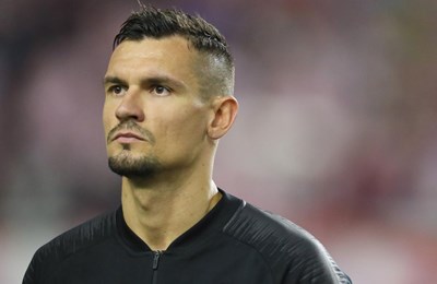 Lovren sarkastičnim komentarom stao u Salahovu obranu: 'Nedovoljno dobro, moraš pokrivati beka'