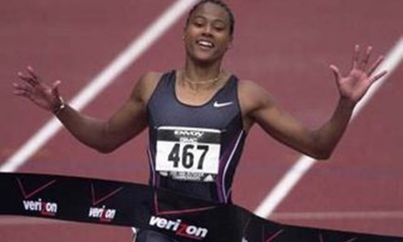 Marion Jones mijenja sport