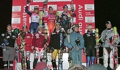 Janica rasplakala i sebe i navijače, odlične Ana i Nika