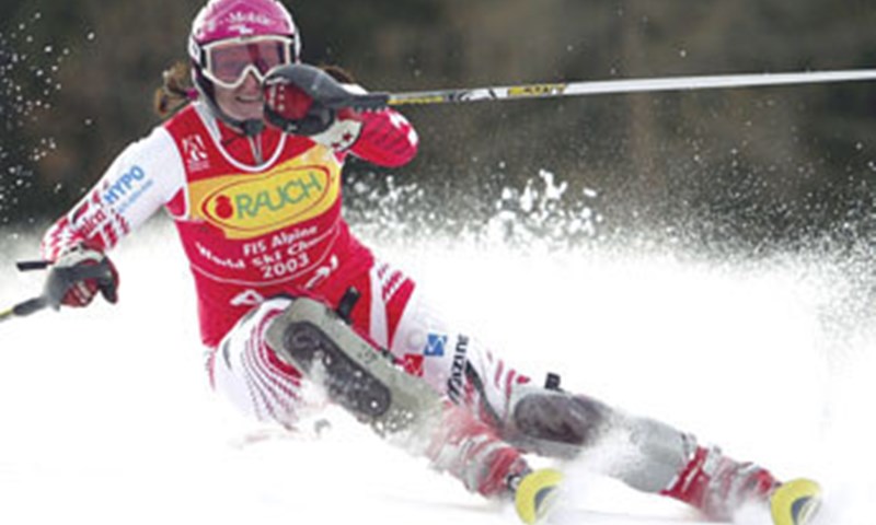 SKIJAŠKI SVIJETE, NASTAVI TRENIRATI!