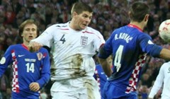 Gerrard produžio s Liverpoolom