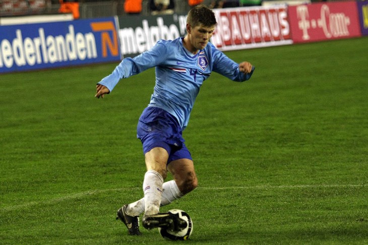 Huntelaar: "Ostajem u Schalkeu"