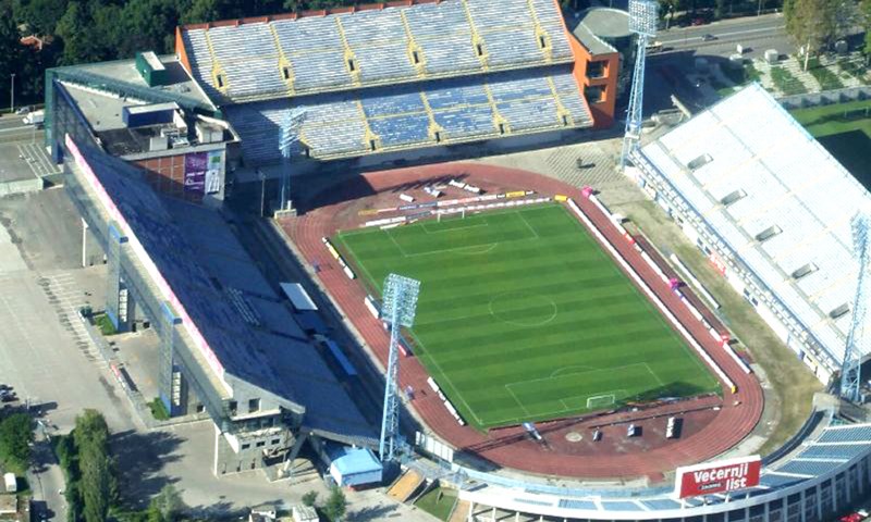 Njih 15, stadiona sedam