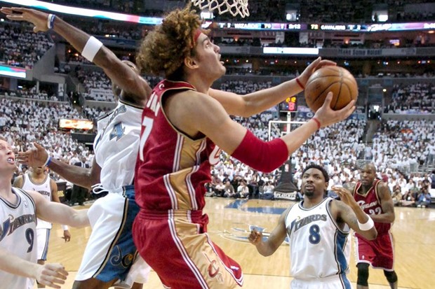 Teža ozljeda centra Cleveland Cavaliersa, za Andersona Varejaa sezona završena