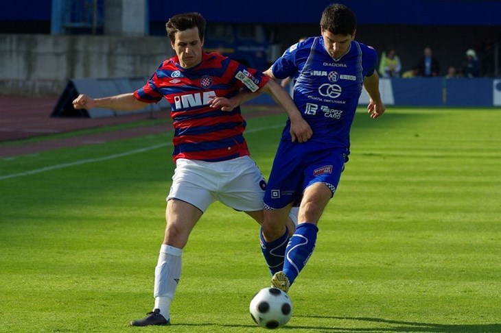 Mikuliću prvi trofej sezone