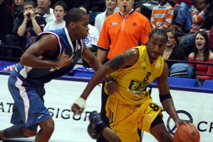 Azovmaš odustao, ulazi Aris