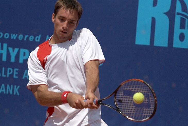 Troicki utješio Srbe, Škugor u utorak