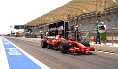 Massa: "Mercedes bi mogao biti neugodan"