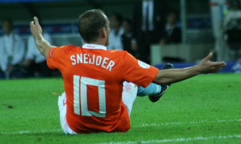 Sneijder i Van der Wiel žale za izbornikom