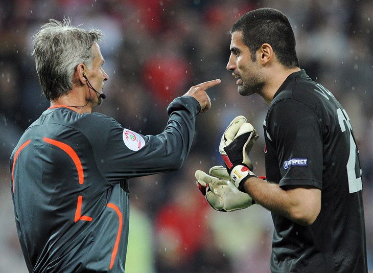 Volkanu Demirelu dvije utakmice