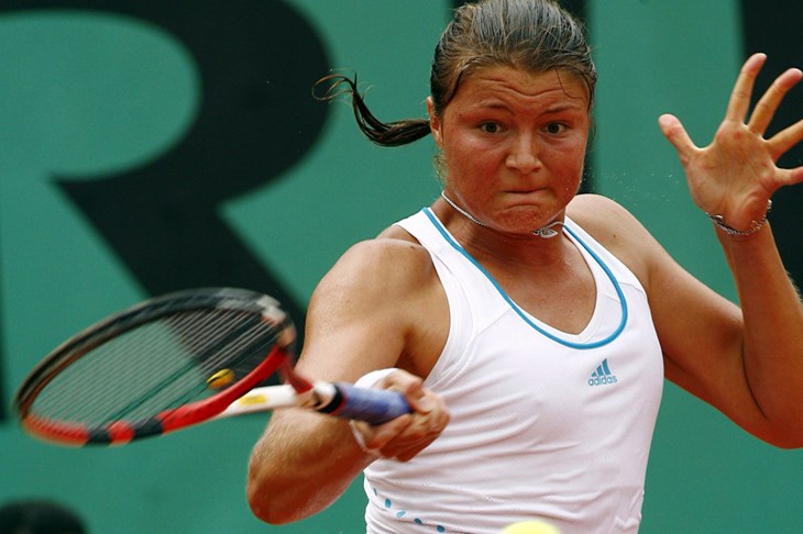 Tanasugarn i Safina za naslov