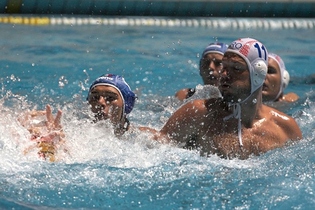 Andro Bušlje odličan u visokoj pobjedi Posillipa protiv fenjeraša