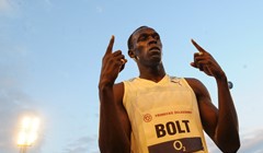 Boltu prva runda protiv Powella