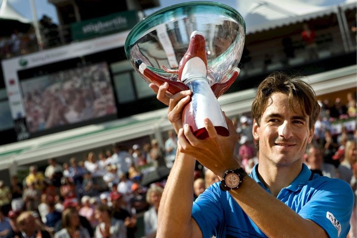 Robredo ponovio 2006.
