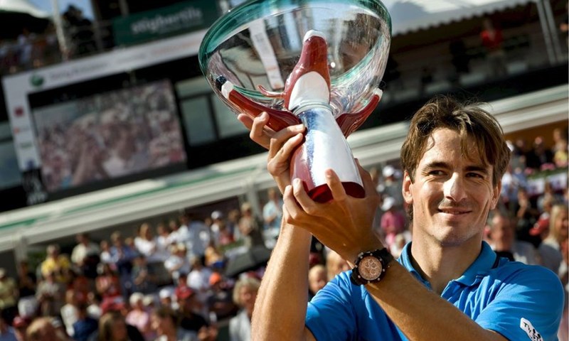 Robredo ponovio 2006.
