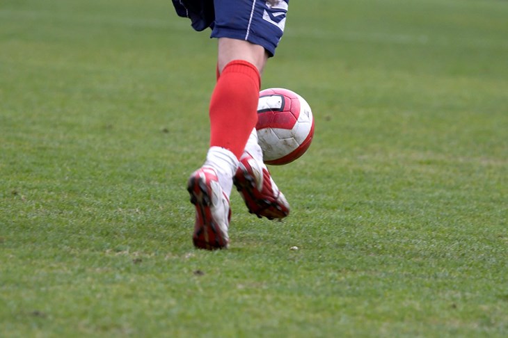 Borussia D. dovodi mladog veznjaka