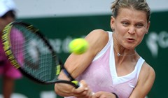 Safarova uhvaćena na spavanju