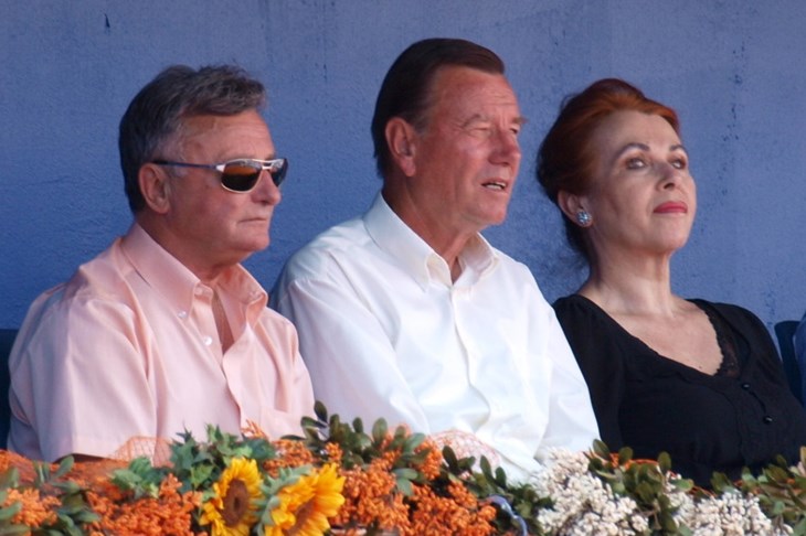 "Oprezno, ali s vjerom u uspjeh"