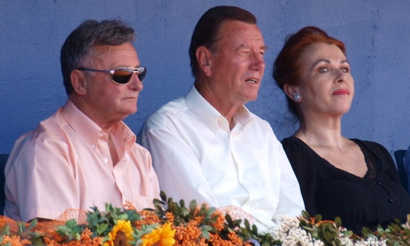 "Oprezno, ali s vjerom u uspjeh"