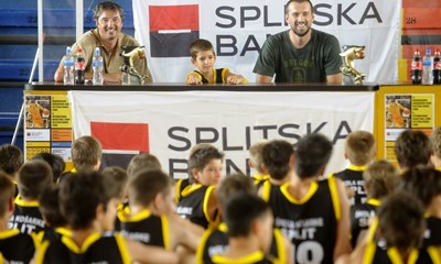 Kukoč i Vujčić razveselili klince