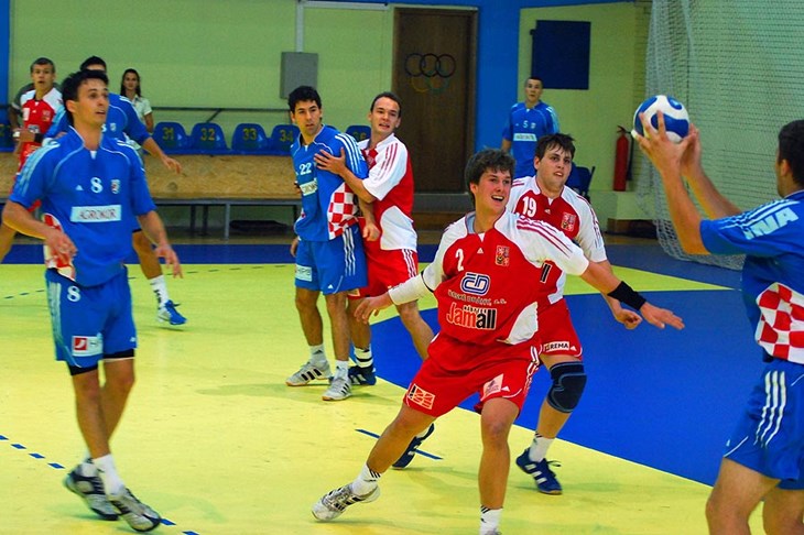 Juniori pobijedili Slovake