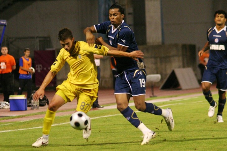 Guela definitivno postao bivši