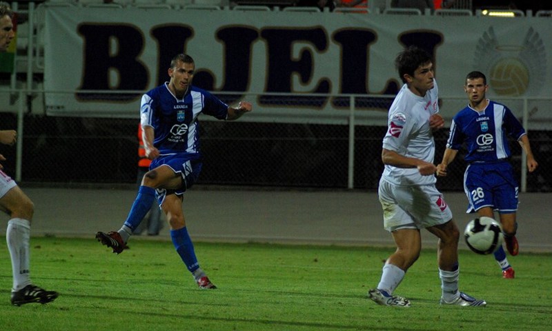Bijelo-plavi deja-vu