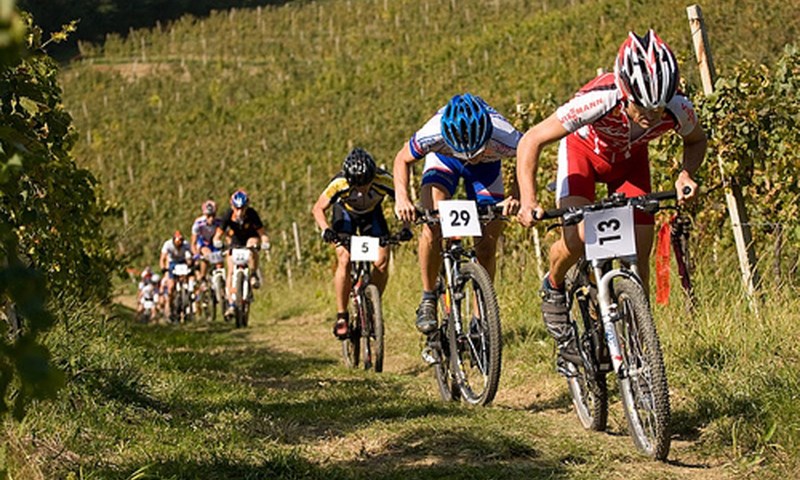 Armstrong se vraća u Astani