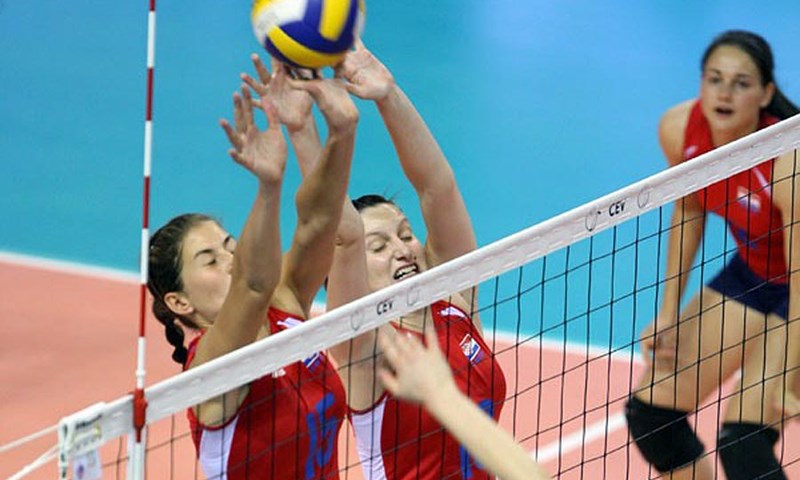 Puljanke slavile u gostima
