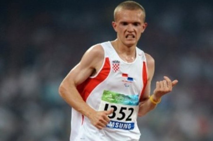 Lozanov deveti na 10 km