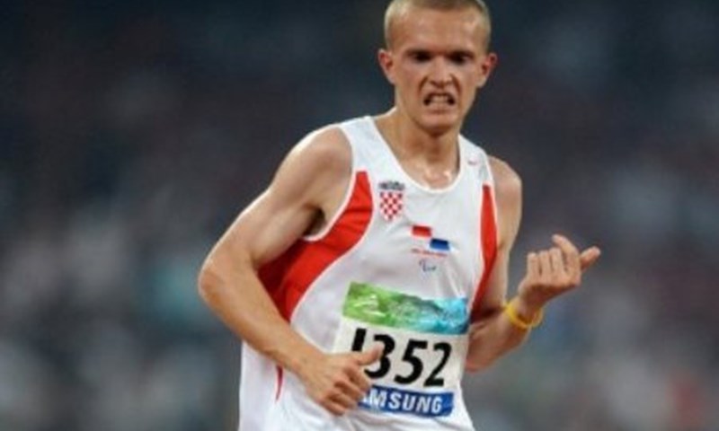 Lozanov deveti na 10 km