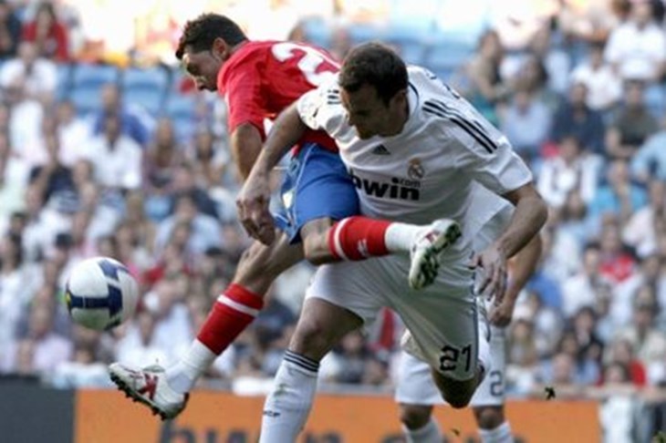 Realu golijada, Espanyol na čelu