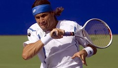 Favoriti nastavili s trijumfima