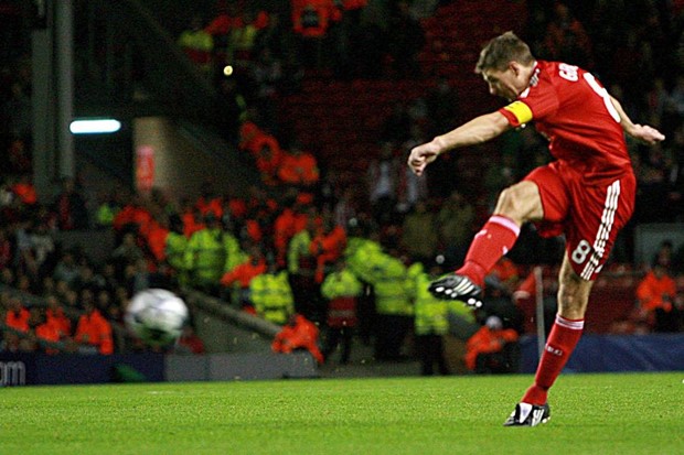 Gerrard u Klubu 100