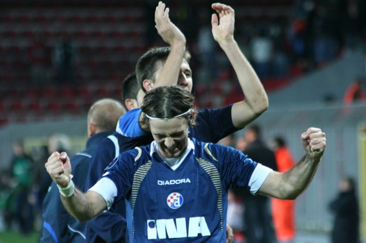 Dinamu praški spektakl!