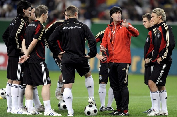 Nijemci na Ruse, Rumunji na Francuze...