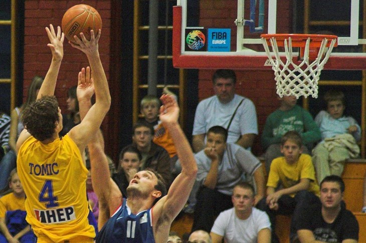 Zagreb s prednošću kući