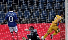 Novi posrtaj Francuza