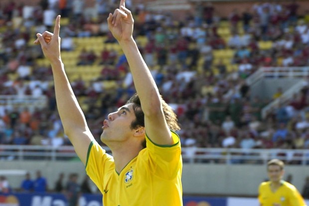 Kaka se vratio, Brazil uvjerljiv