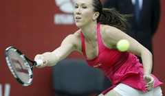 Janković odmakla pratnji