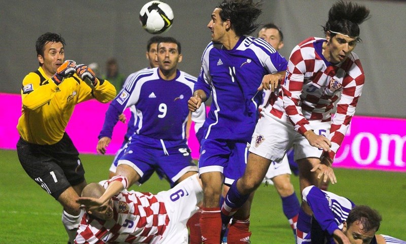 Napad promašivao, vezni zabijali