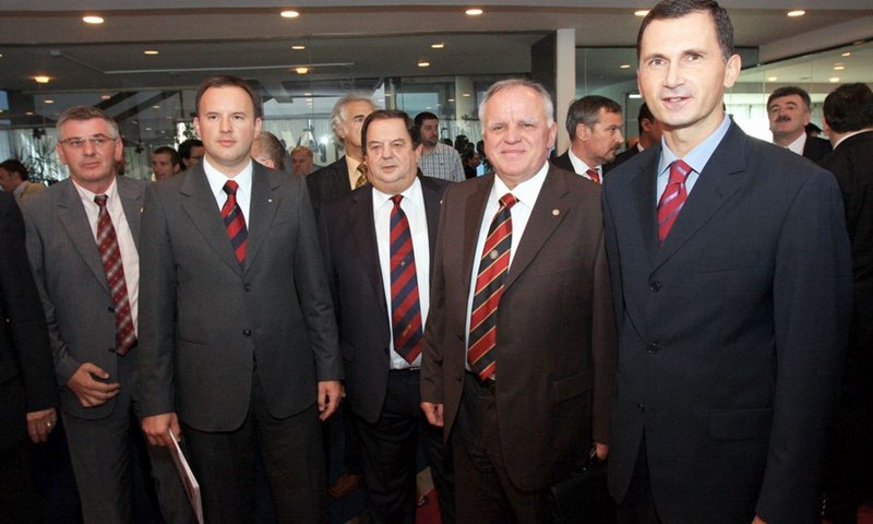 Tko kupuje u Hajdukovo ime?