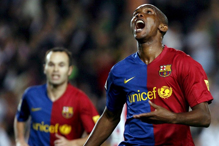 Barca melje sve pred sobom