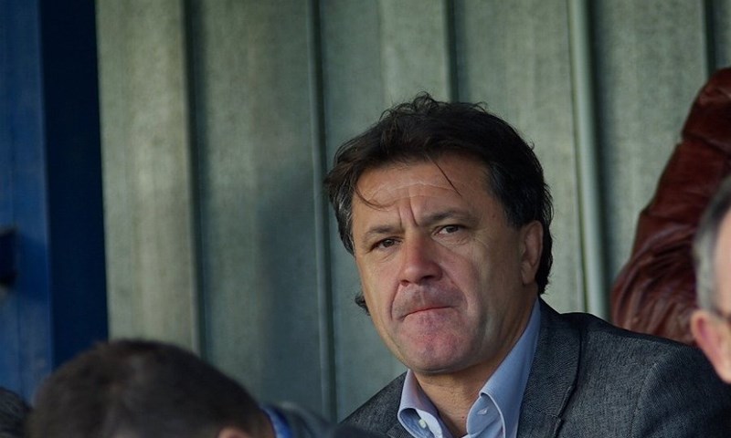 "Bebek je drski razbojnik"