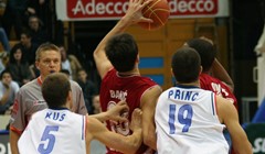 Radnički doveo reprezentativca Crne Gore