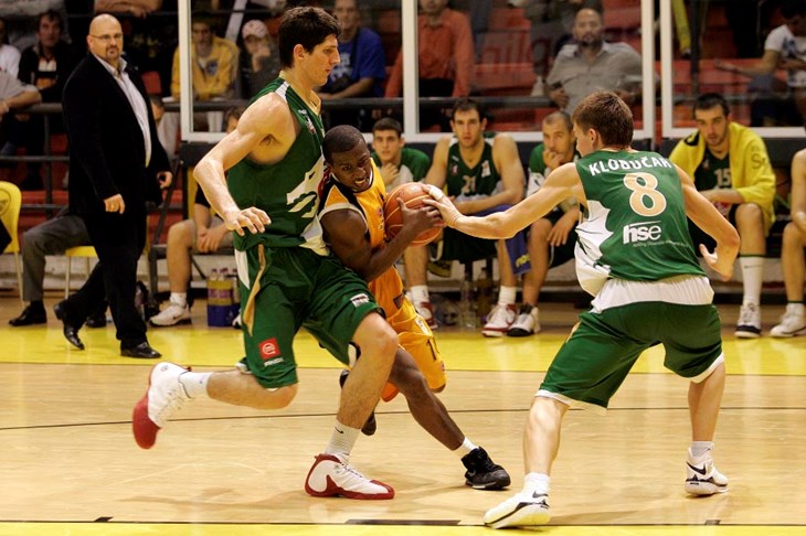 Zakašnjela, ali neminovna "crna rupa" Splićana