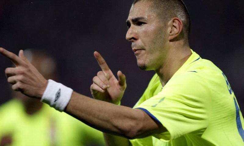 Benzema bira Real ili Barcelonu