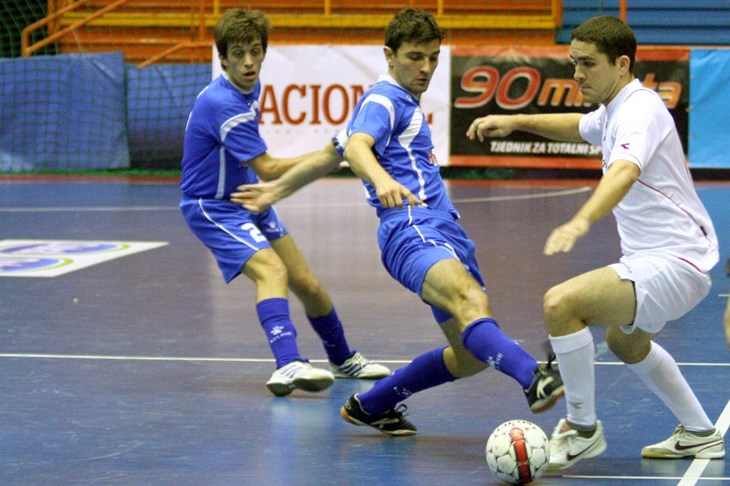 Mal-Gal Građevinarstvo zahvaljujući Matiji Caparu i Mariju Joziću prošlo u finale Kutije šibica