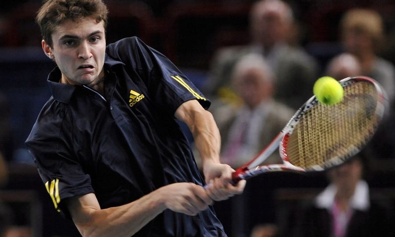 Federer boluje od Simonovog kompleksa